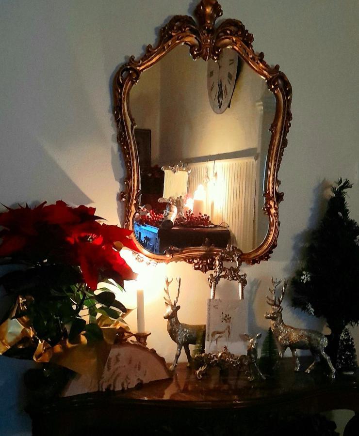 Monti Guesthouse Monti di Licciana Nardi Esterno foto